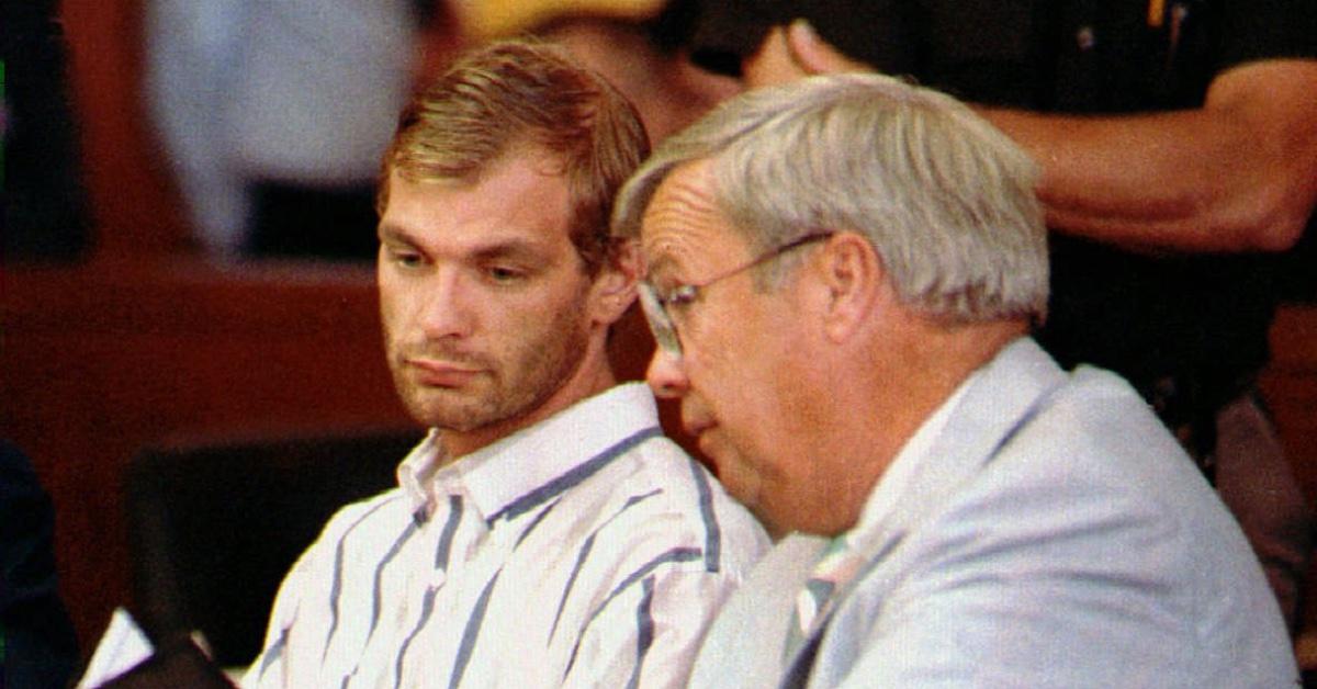 Serial killer Jeffrey Dahmer's glasses up for $150K auction, adds to Netflix  series criticism