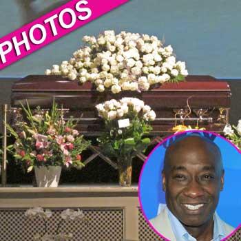 Michael Clarke Duncan Mourned By Fans At Public Memorial