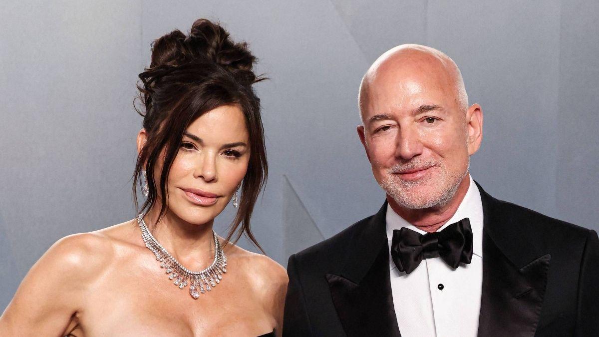picture of Lauren Sánchez and Jeff bezos
