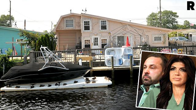 Teresa Joe Giudice Jersey Shore Sells Auction Bank Buys