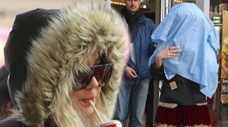 //amanda bynes tshirt head nyc