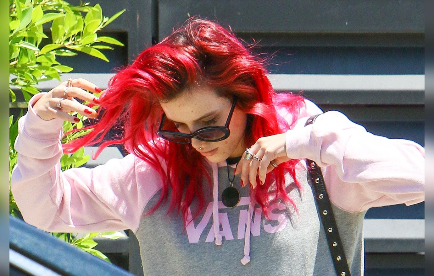 Bella Thorne Struggles With Acne After Scott Disick Romance Neutrogena Spokeswoman