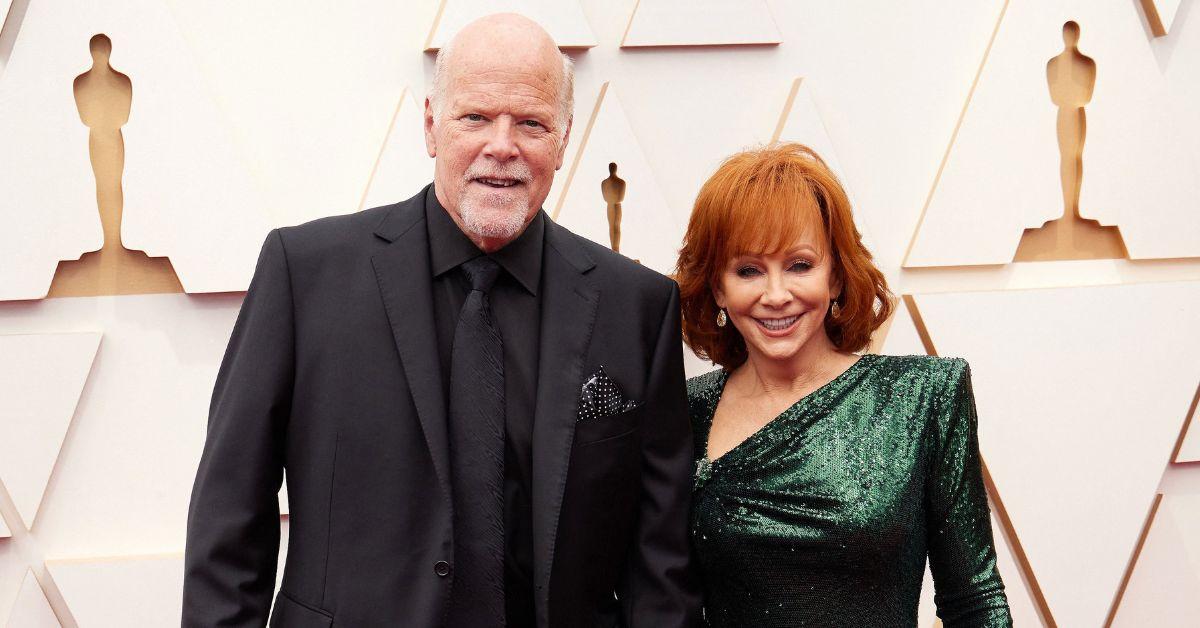 Linn and McEntire reconnected in 2020 following the death of her mother.