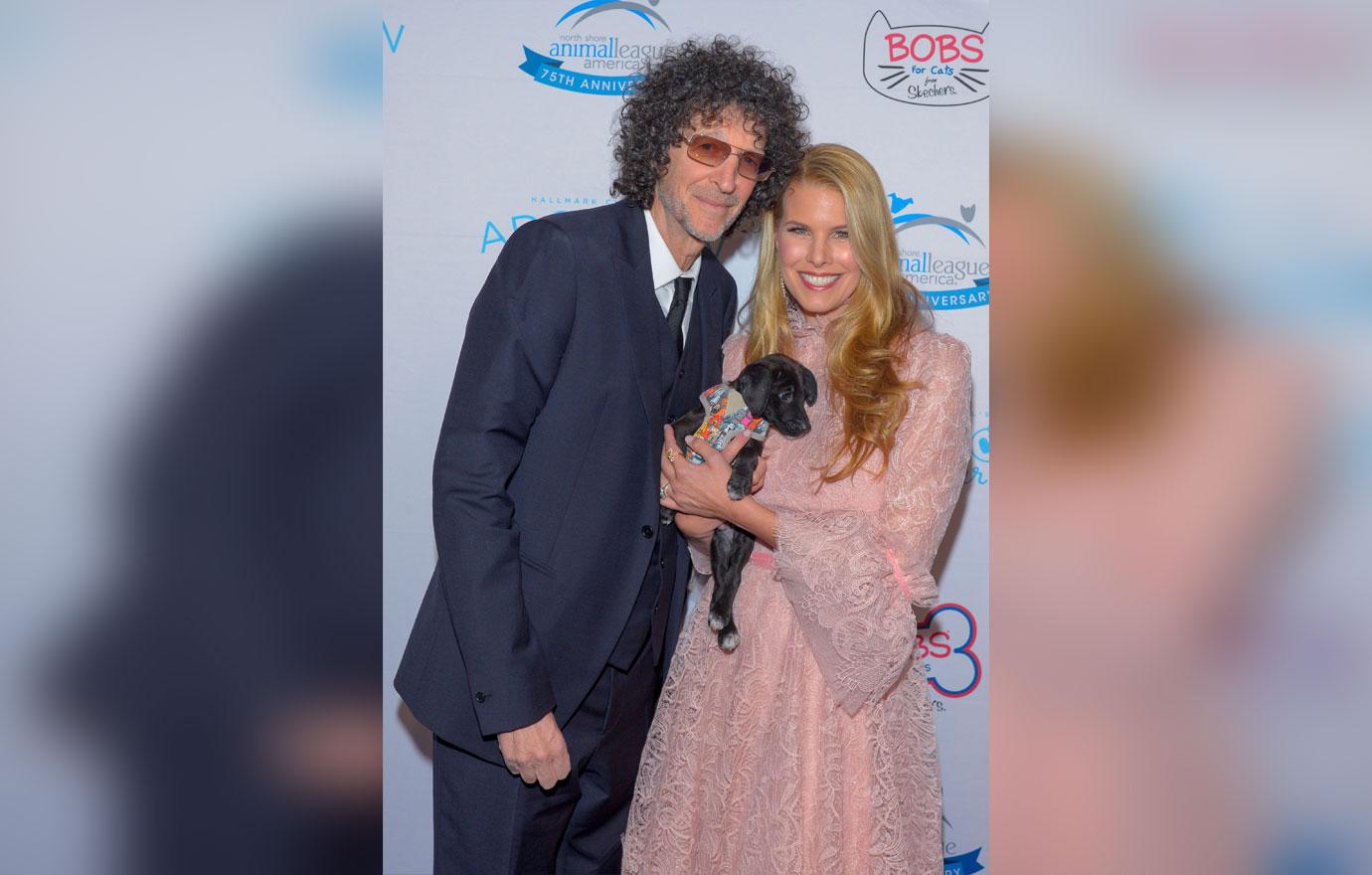 Howard Stern Attends Event After Friend's Death