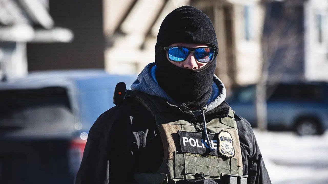Photo of ICE Agents