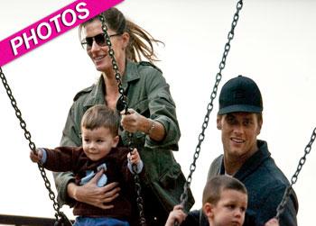 //gisele bundchen tom brady sons splash