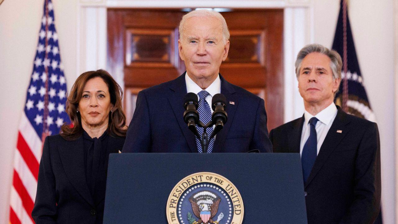 Photo of Kamala Harris, Joe Biden