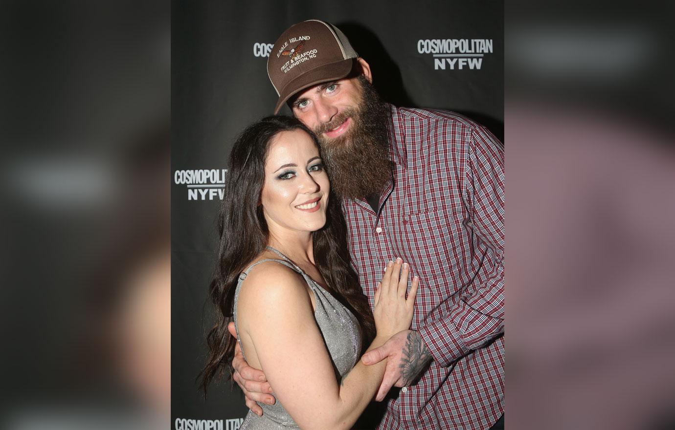 Jenelle Evans Posts About Kids Amid Court Humiliation