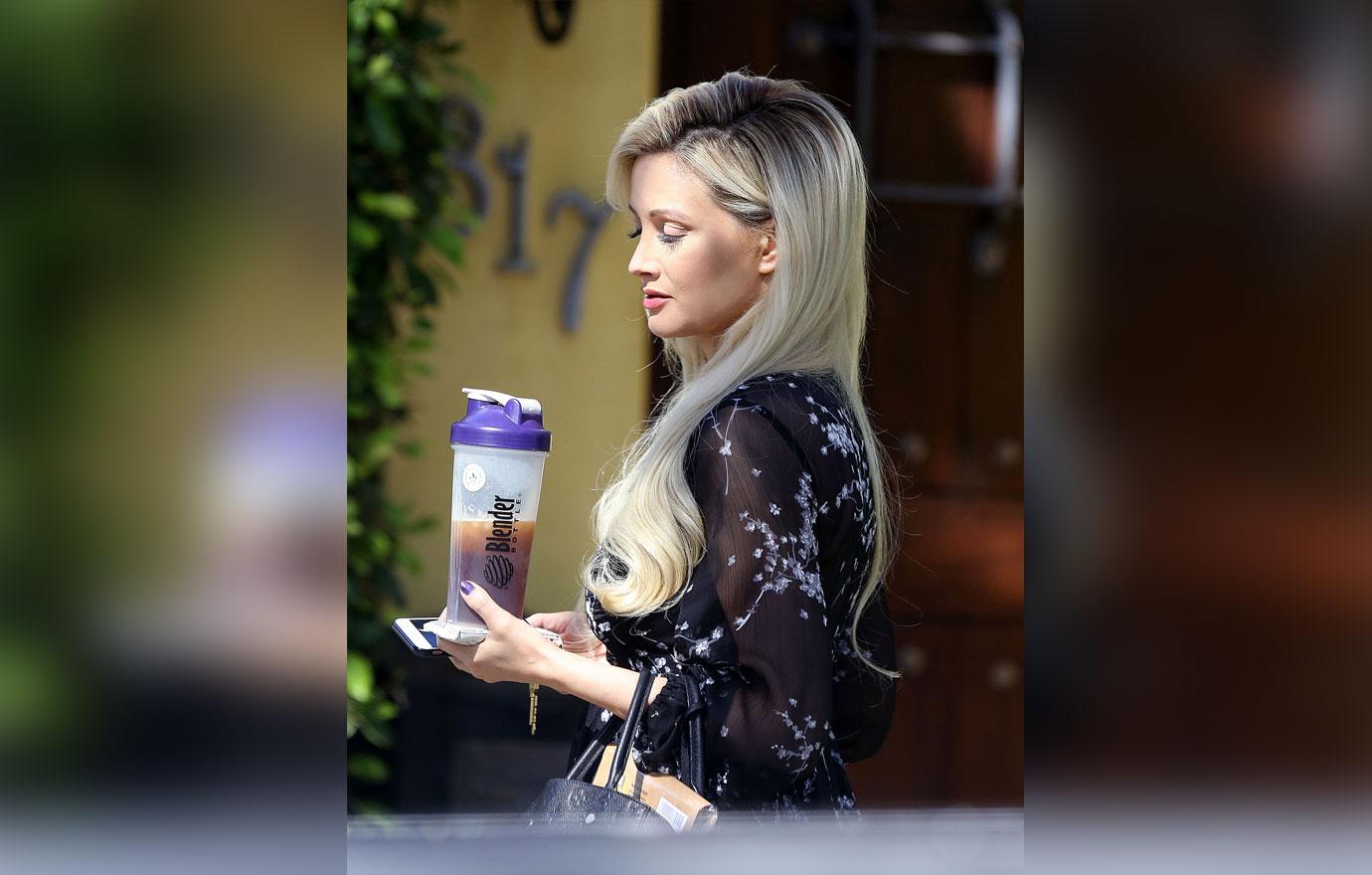 Holly Madison Mourning Hugh Hefner Death