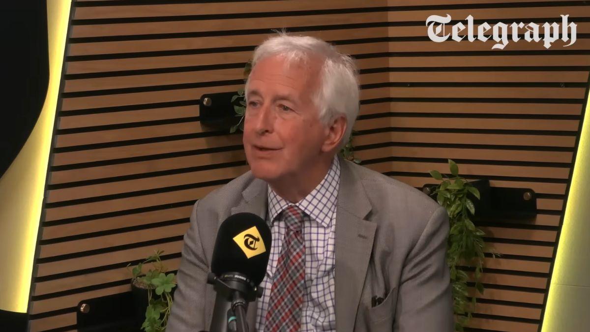 Photo of Hugo Vickers