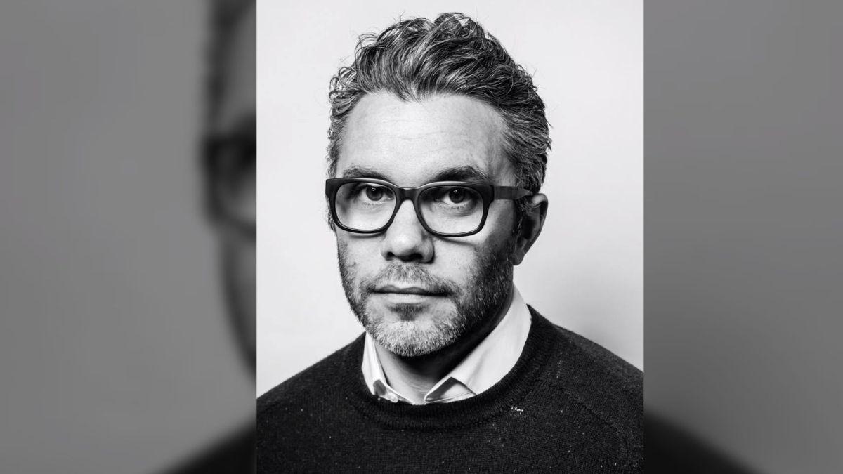 Nick Bilton was named executive producer of '60 Minutes' despite lacking broadcast news experience.
