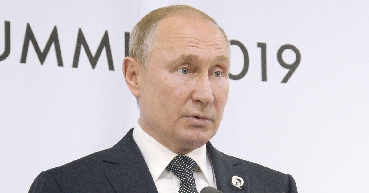 U.S. Intel Report Claims Vladimir Putin Treated For Cancer In April