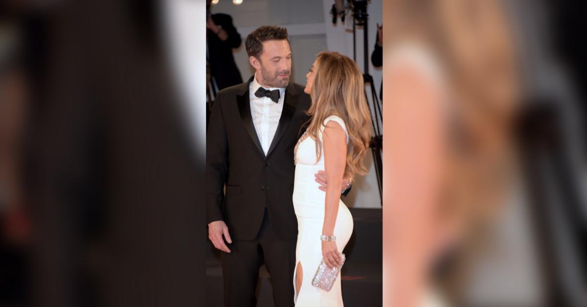 jennifer lopez and ben affleck engagement rumors see ring