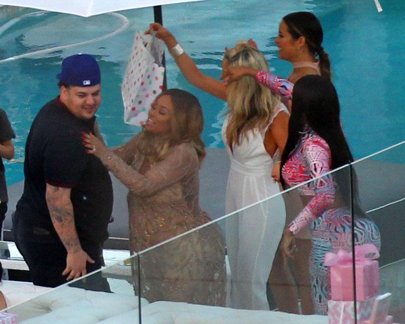 Blac Chyna Cheating Photos Rob Kardashian Instagram Kris Jenner