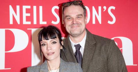 Photo of Lily Allen and David Harbour