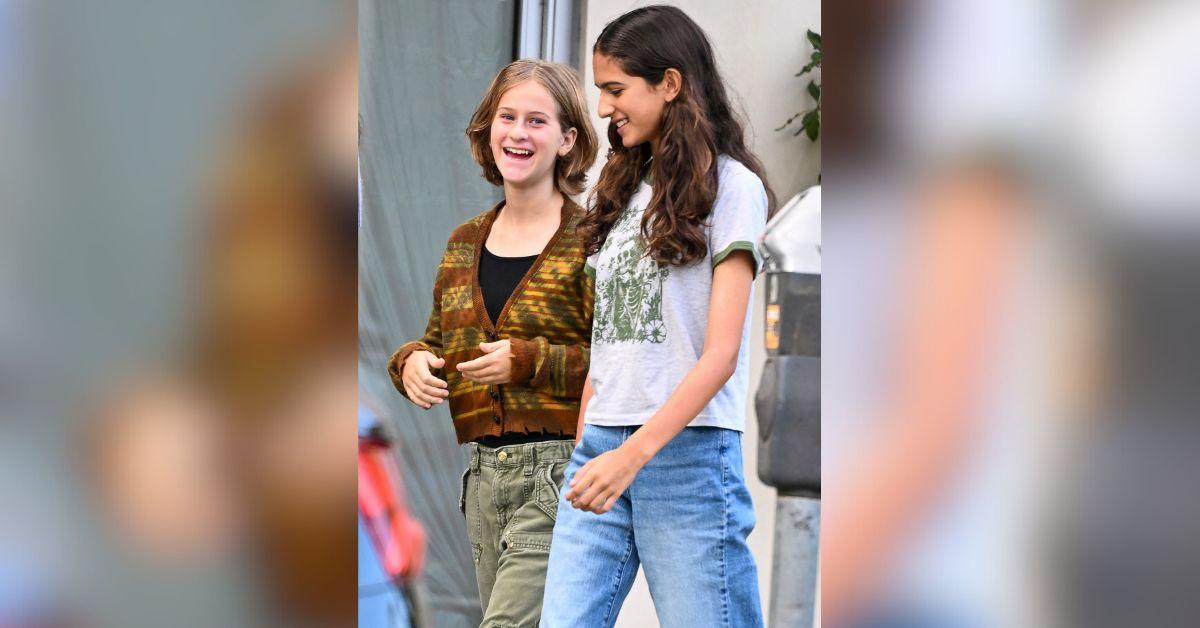 Photo of Evelyn and Mabel Willis