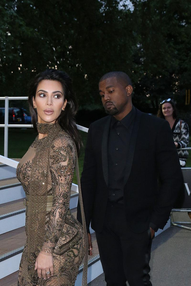 //Kim Kardashian Kanye West Divorce Sex