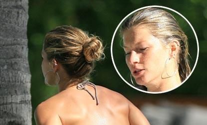 //gisele bundchen bikini wedgie