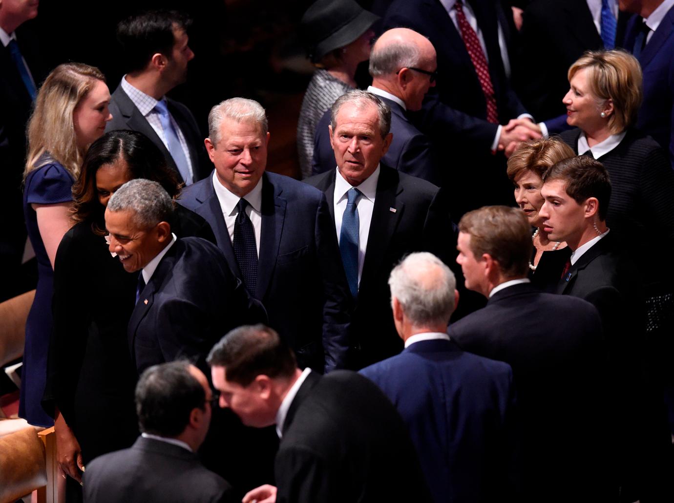 John McCain Memorial Service Famous Friends Say Goodbye