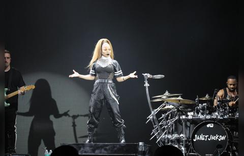 Janet Jackson Makes Stage Comeback After Dad Joe's Death
