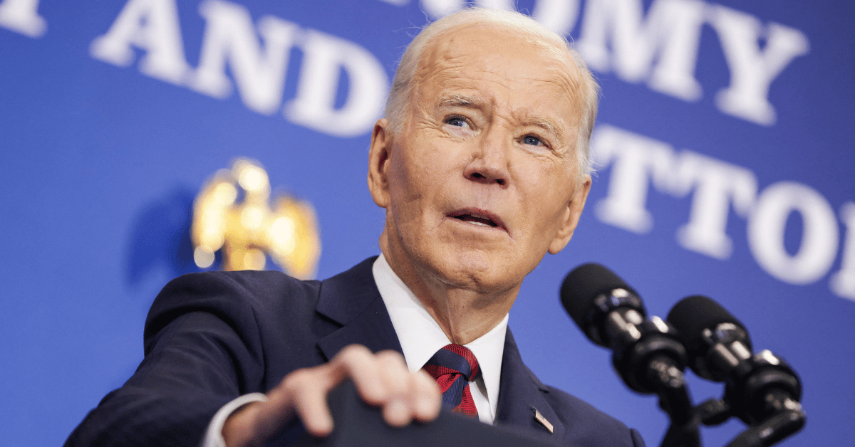 biden blocks future oil and gas drilling leases ahead of trump admin