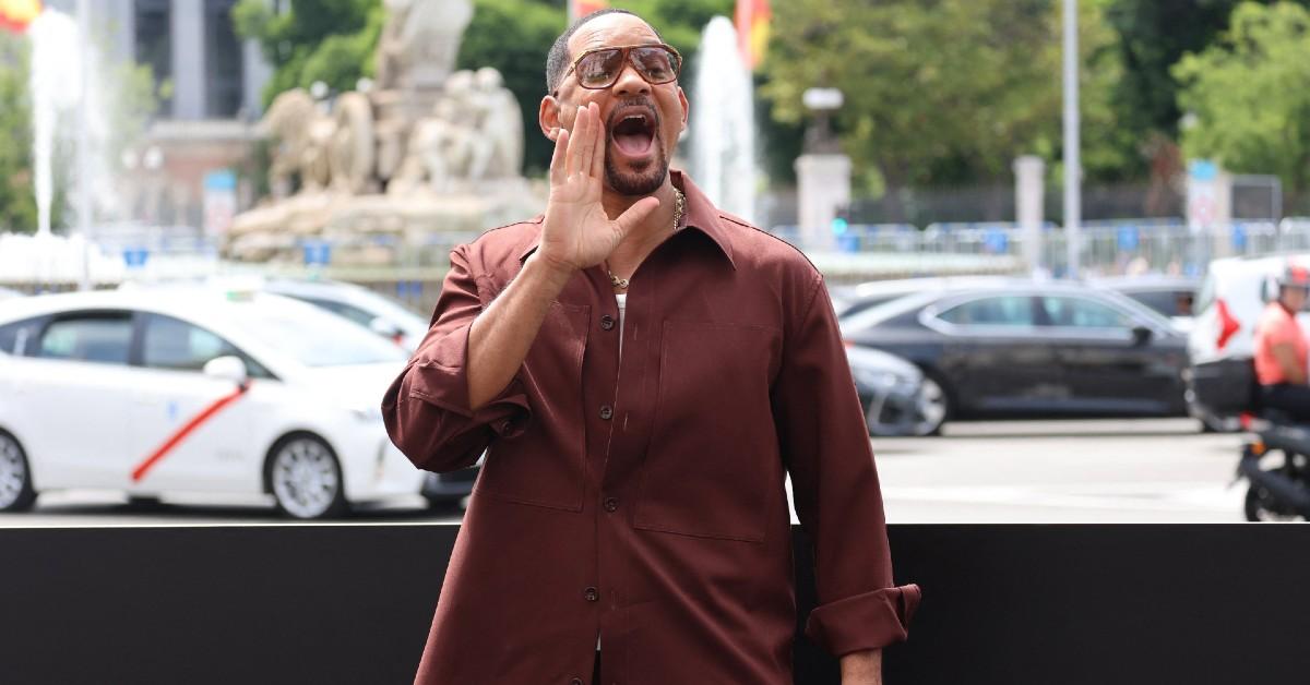 will smith open marriage trolled as fat old and washed up over stage kiss stunt