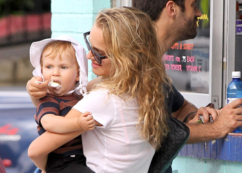 //natalie portman baby ice cream