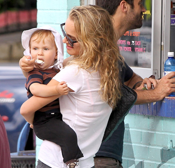 //natalie portman baby ice cream