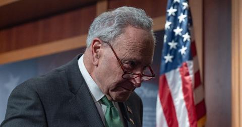 chuck schumer deletes fathers day post ridiculed burger blunder