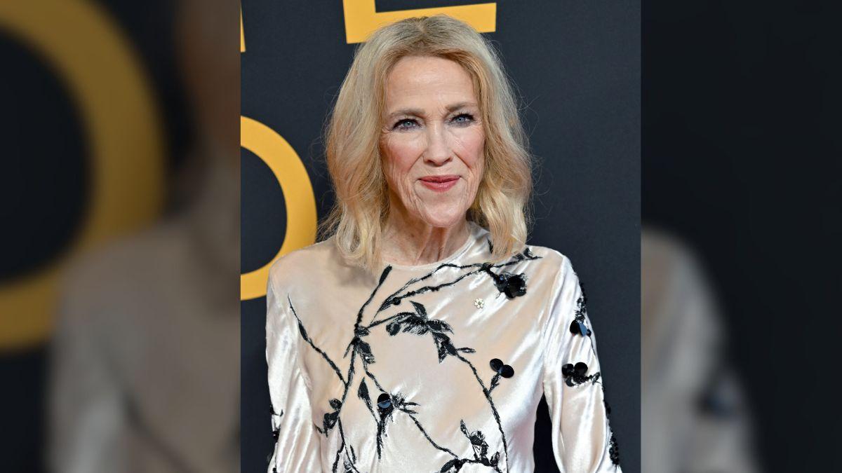 During a 2020 interview, O'Hara recalled a doctor telling her, 'You're the first one I've met,' after discovering her organs were reversed.