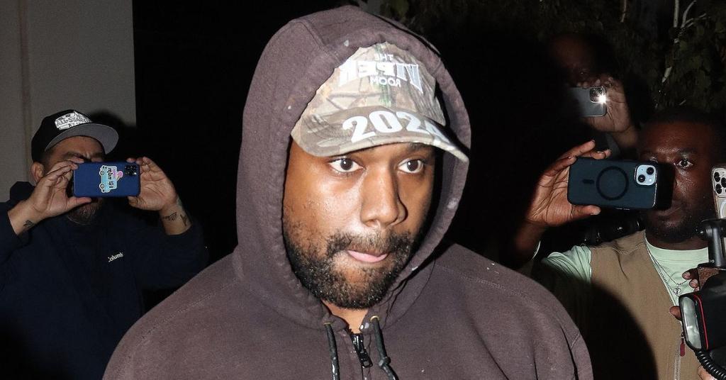 Kanye West Leaks Texts From Trainer Who Had Him 'Institutionalized' In 2016