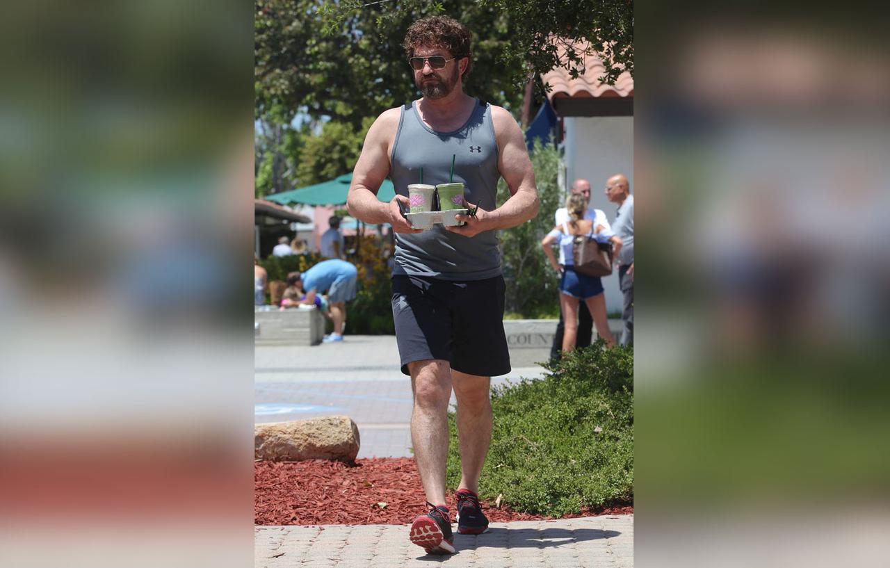 [PICS] Gerard Butler Shows Off Bulging Muscles In A Tank