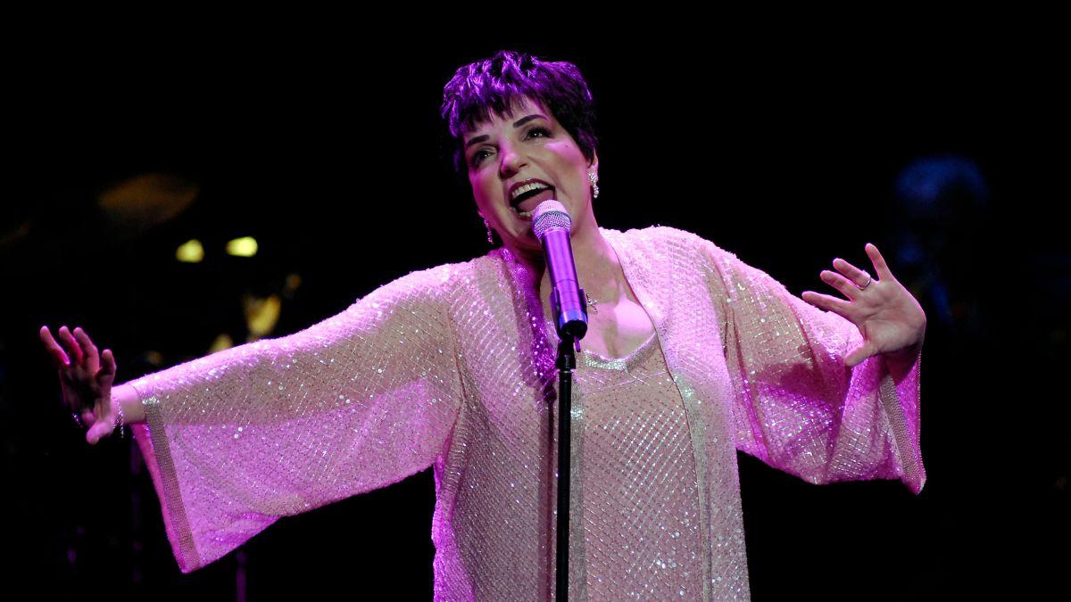 EXCLUSIVE: Liza Minnelli Health Scare Sparks Death Fears at Event