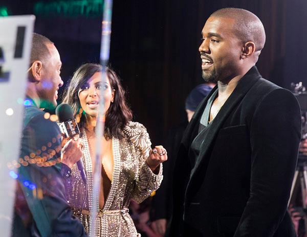 Kim Kardashian Kanye West Grammy Awards Photos