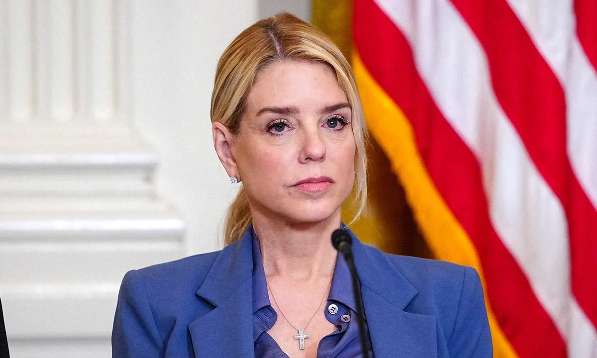  Photo of Pam Bondi