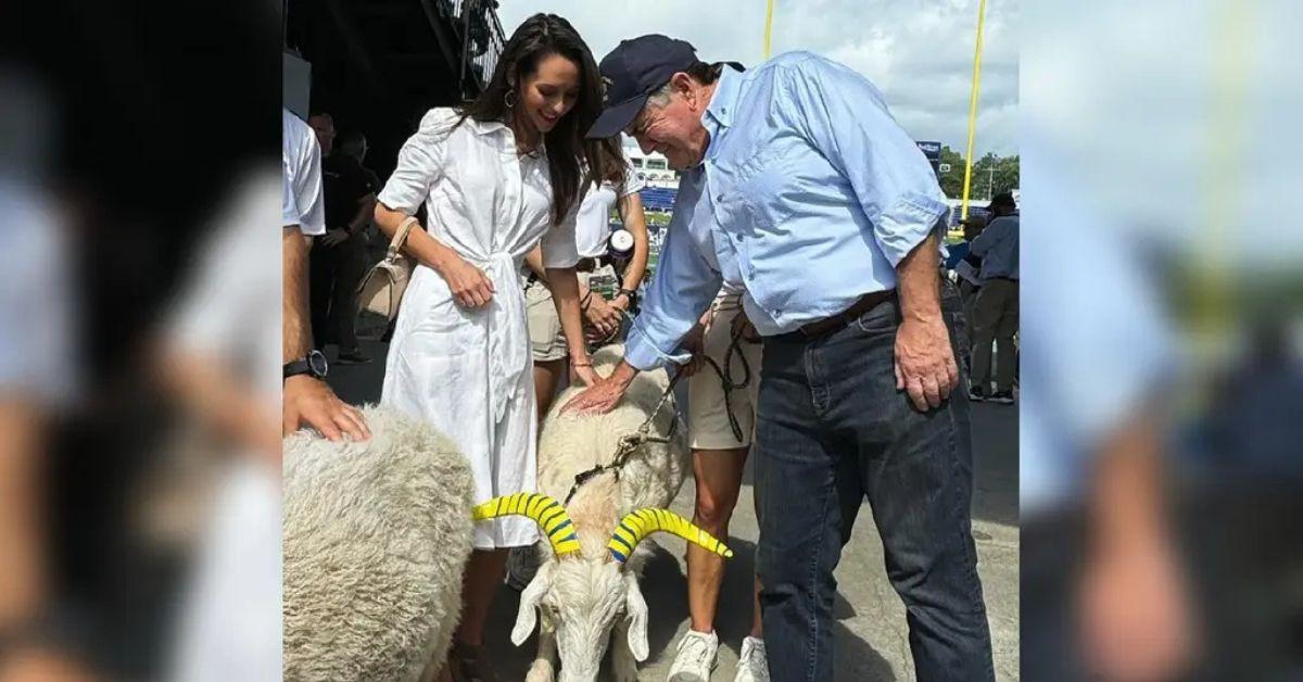 Photo of Bill Belichick, Jordon Hudson