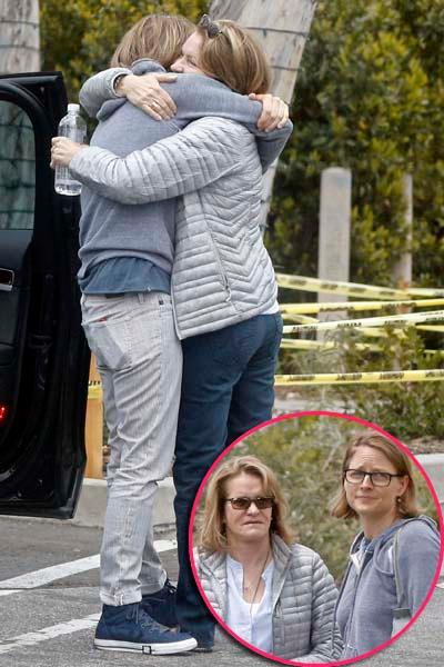 Jodie Foster Shares Hugs & Coffee With Ex-Partner Cydney Bernard