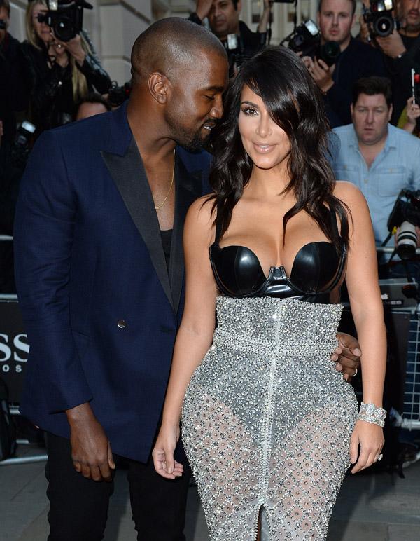 Kim Kardashian Wardrobe Malfunction Photos