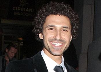 //ethan zohn cancer returns survivor splash