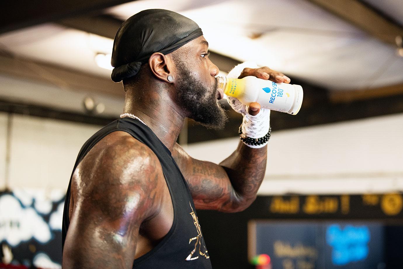 Professional Boxer Deontay Wilder refuels with RECOVƎR 180°