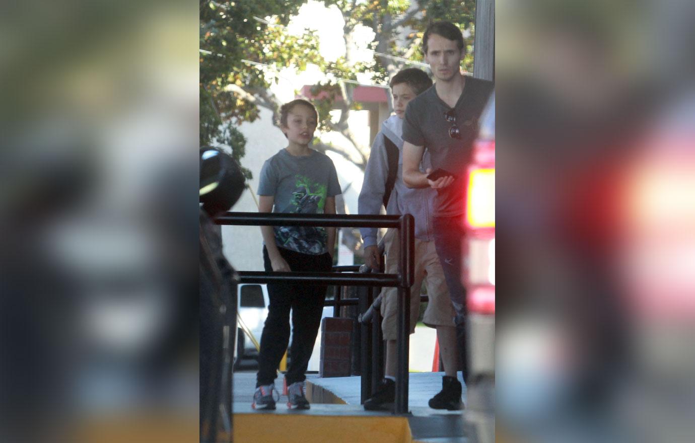 Angelina Jolie Brad Pitt Kids Bonding Manny Divorce