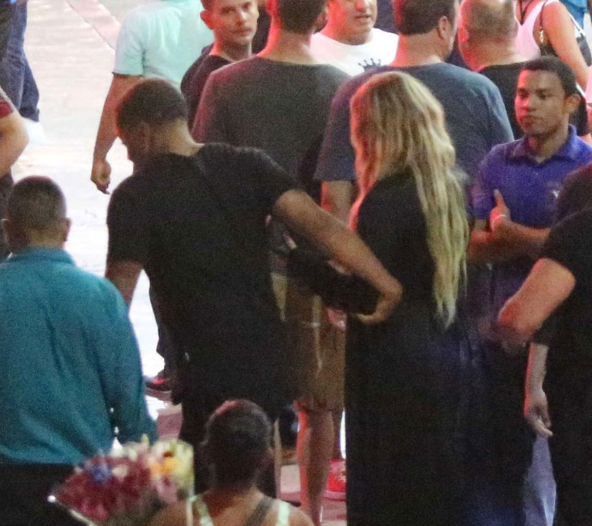 Khloe Kardashian Bathing Suit Butt Tristan Thompson Mexico