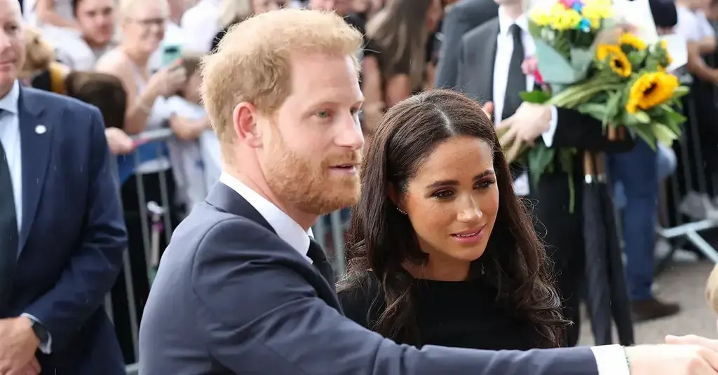 queen elizabeth prince harry meghan markle marriage catastrophe