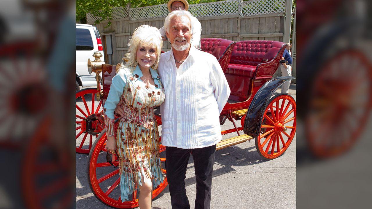 photo of Dolly Parton and Kenny Rogers