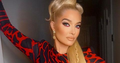 __ post pic thirds copy