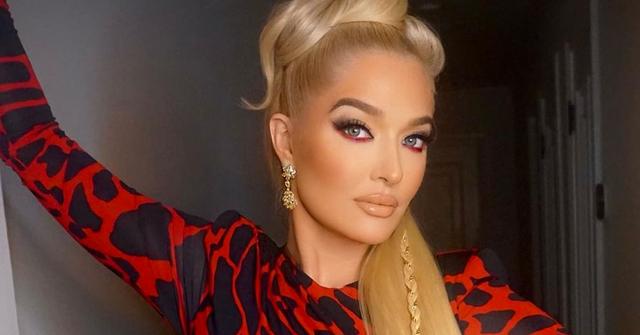 __ post pic thirds copy