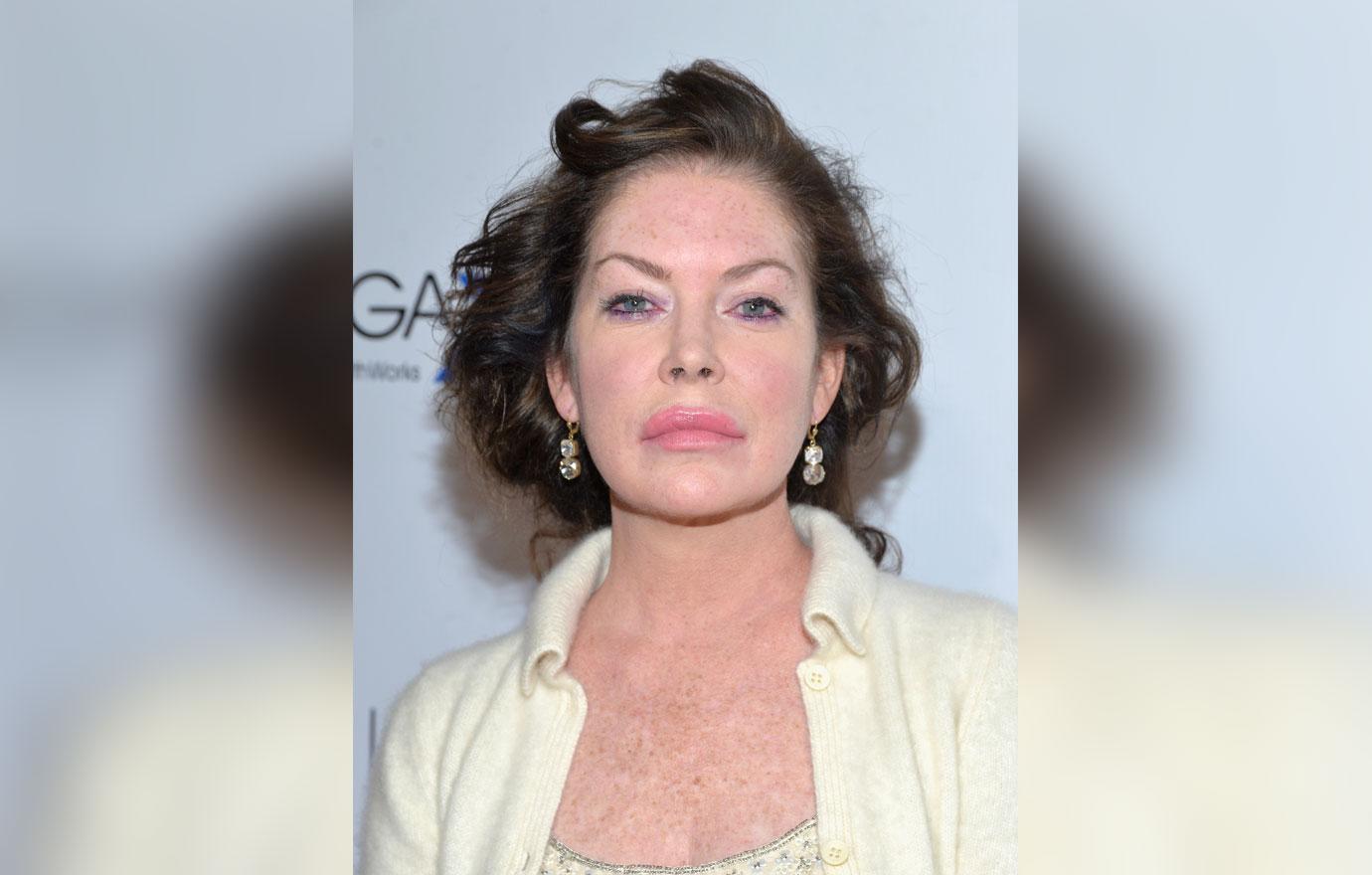 //Lara Flynn Boyle Unrecognizable Gala