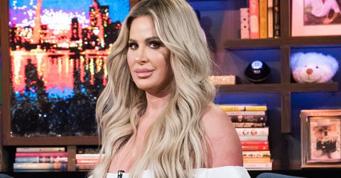 kim zolciak makeup line slammed deleting bad reviews not disclosing ingredients