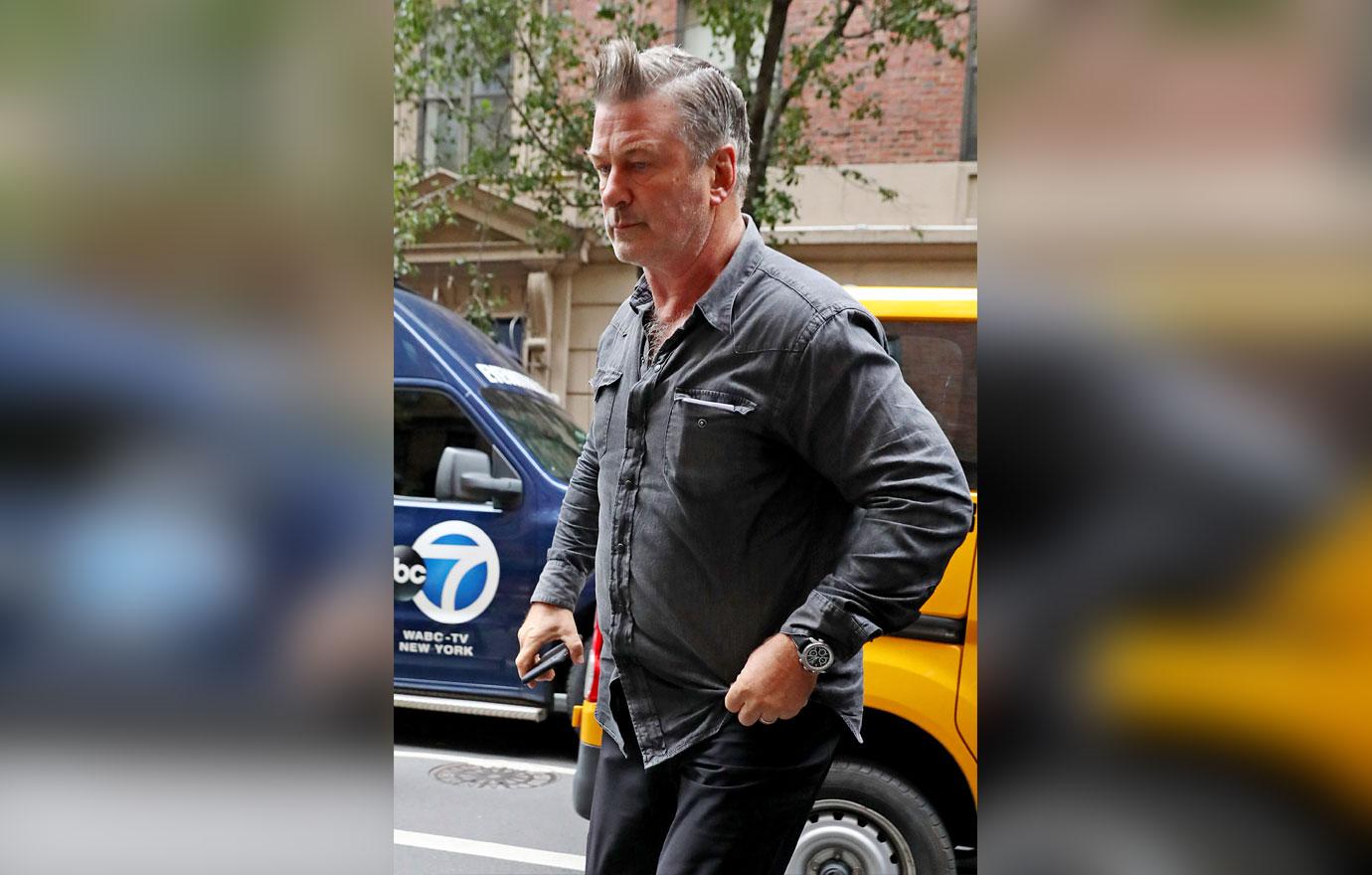 Alec Baldwin Returns Home After Arrest Denies Punching Man