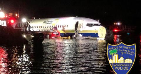 Plane Slides Into Jacksonville River With 143 On Board